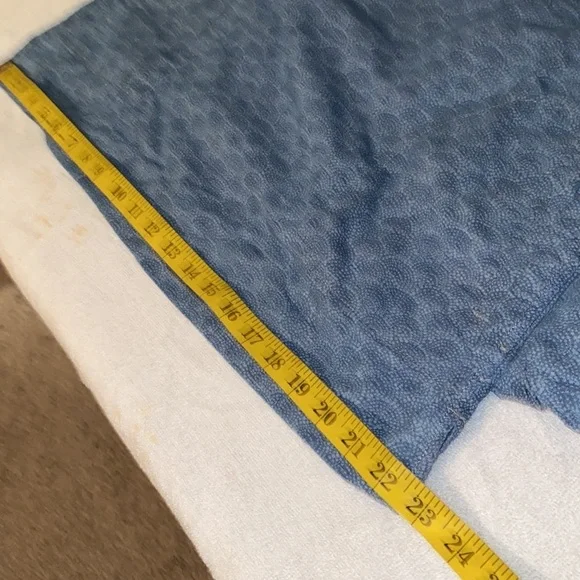 Duluth Trading blouse pullover 1/4 button down long sleeve swirl print Sz medium - Picture 4 of 9